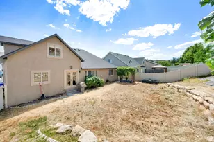 4609 E Silver Creek Way, Eagle Mountain, UT 84005 - Photo 27