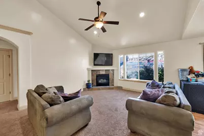 4609 E Silver Creek Way, Eagle Mountain, UT 84005 - Photo 7