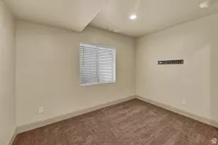 4609 E Silver Creek Way, Eagle Mountain, UT 84005 - Photo 15