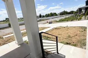 554 W Cottle Ln, Farmington, UT 84025 - Photo 29
