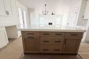 554 W Cottle Ln, Farmington, UT 84025 - Photo 25