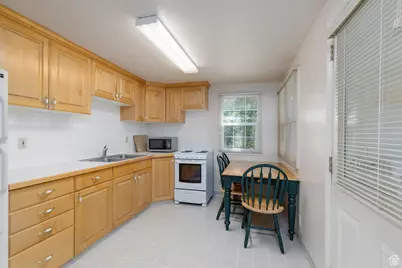 645 Ogden Cyn, Ogden, UT 84401 - Photo 5