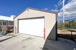 607 E Geneva, East Carbon, UT 84520 - Photo 25