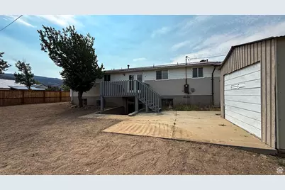 607 E Geneva, East Carbon, UT 84520 - Photo 17