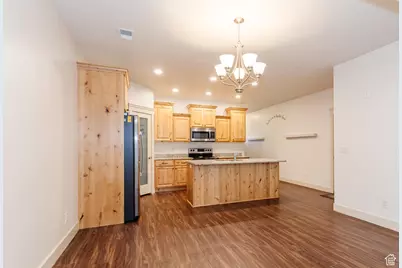 651 E 20 S, Hyrum, UT 84319 - Photo 13