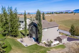 2565 S Country Club Dr, Garden City, UT 84028 - Photo 3