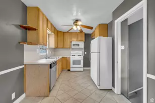 2663 S Melbourne St, Salt Lake City, UT 84106 - Photo 11