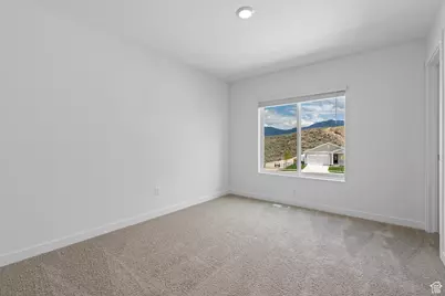 7218 Oquirrh Ranch Pkwy N, Eagle Mountain, UT 84005 - Photo 9