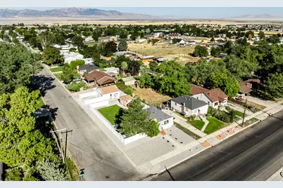 307 N 200 W, Tooele, UT 84074 - Photo 35