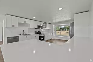 1175 E 900 N, Lehi, UT 84043 - Photo 17