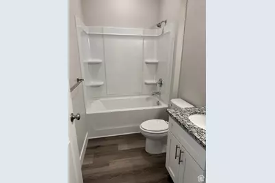 1593 N 110 W #203, Logan, UT 84341 - Photo 5