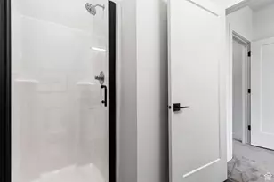 34 W 400 S, Bountiful, UT 84010 - Photo 23