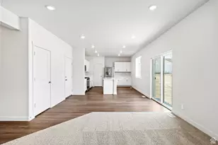 969 N 200 E, Santaquin, UT 84655 - Photo 13