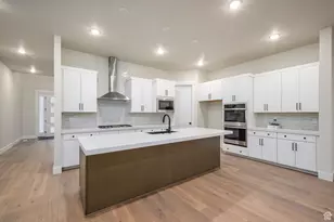 5493 W Evans Ct, West Valley, UT 84120 - Photo 7