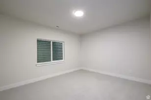 5493 W Evans Ct, West Valley, UT 84120 - Photo 27