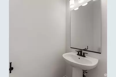 632 W Emerald Point Dr, Saint George, UT 84790 - Photo 9