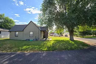 589 S 30 W, Fountain Green, UT 84632 - Photo 23