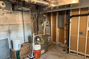 1330 S 1100 E, Salt Lake City, UT 84105 - Photo 17