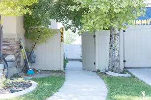 1060 Searle Ln E, Eagle Mountain, UT 84005 - Photo 53