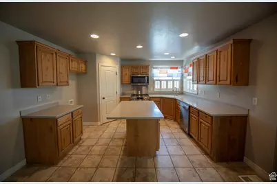 4879 S 5050 W, Hooper, UT 84315 - Photo 7