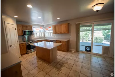 4879 S 5050 W, Hooper, UT 84315 - Photo 11