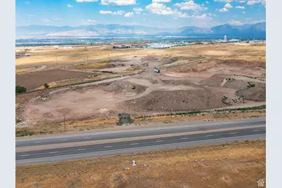 7479 W 5400 S, West Valley, UT 84118 - Photo 25