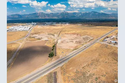 7479 W 5400 S, West Valley, UT 84118 - Photo 21