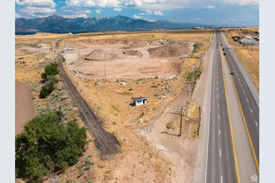 7479 W 5400 S, West Valley, UT 84118 - Photo 17