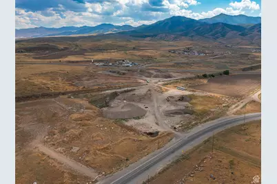 7479 W 5400 S, West Valley, UT 84118 - Photo 27