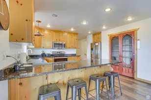 495 W Buttercup Ln N, Garden City, UT 84028 - Photo 9