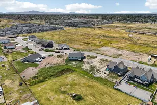 3634 S Macy Ln, West Haven, UT 84401 - Photo 11