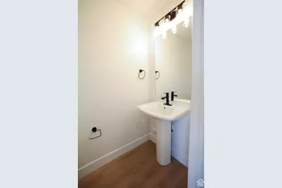 232 W 690 N, Smithfield, UT 84335 - Photo 7