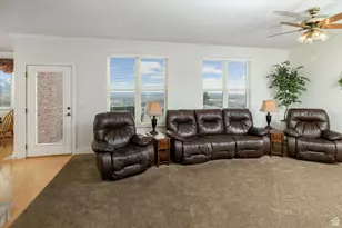 189 W 4050 N, Pleasant View, UT 84414 - Photo 11