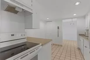 875 S Donner Way, Salt Lake City, UT 84108 - Photo 13