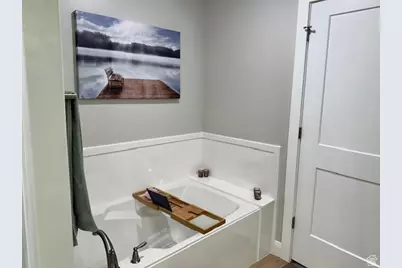 512 Meadow Ranch Ln E #A, Saratoga Springs, UT 84045 - Photo 21