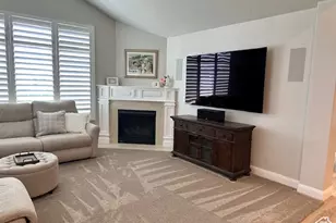 512 Meadow Ranch Ln E, Saratoga Springs, UT 84045 - Photo 9