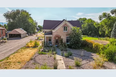 1632 S Main St, Springville, UT 84663 - Photo 17