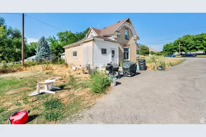 1632 S Main St, Springville, UT 84663 - Photo 77