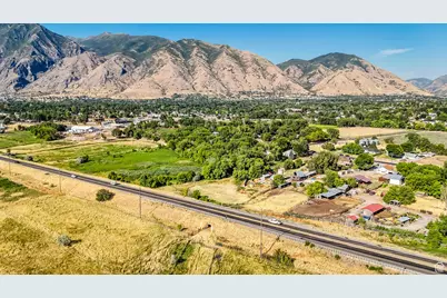 1632 S Main St, Springville, UT 84663 - Photo 21