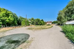 1632 S Main St, Springville, UT 84663 - Photo 55