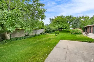 1681 W 4450 S, Roy, UT 84067 - Photo 33