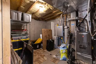 2142 E Fall St, Eagle Mountain, UT 84005 - Photo 25