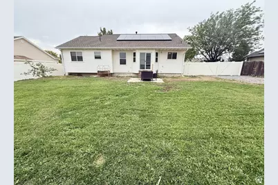 2142 E Fall St, Eagle Mountain, UT 84005 - Photo 27