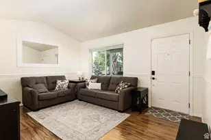 2142 E Fall St, Eagle Mountain, UT 84005 - Photo 5