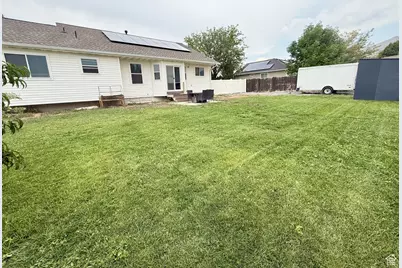 2142 E Fall St, Eagle Mountain, UT 84005 - Photo 29