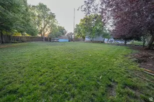 327 E 1000 N, Harrisville, UT 84404 - Photo 55