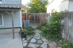 327 E 1000 N, Harrisville, UT 84404 - Photo 47