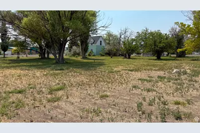 375 S 100 W, Orangeville, UT 84537 - Photo 3