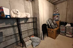 2444 N Stanley Crane Dr, Clinton, UT 84015 - Photo 33