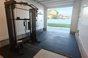 2444 N Stanley Crane Dr, Clinton, UT 84015 - Photo 13